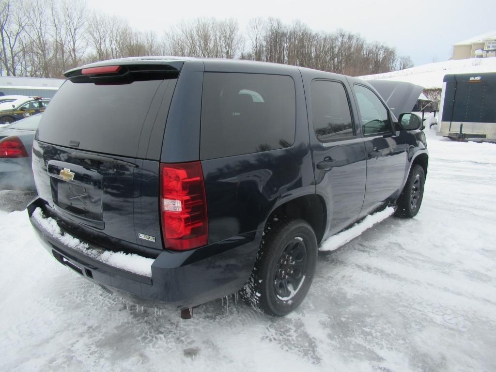 "07 Chevrolet Tahoe  Subn BL 8 cyl  Started with Jump on 2/11/21 AT PB PS R AC PW VIN: 1GNEC03047R39