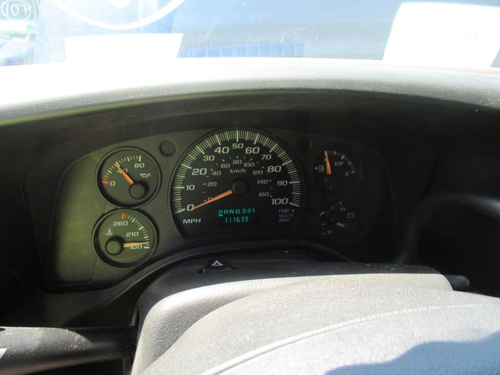 "04 Chevrolet G3500 Express  Van BL 8 cyl  Started with Jump on 6/8/21 AT PB PS R AC PW VIN: 1GBHG39