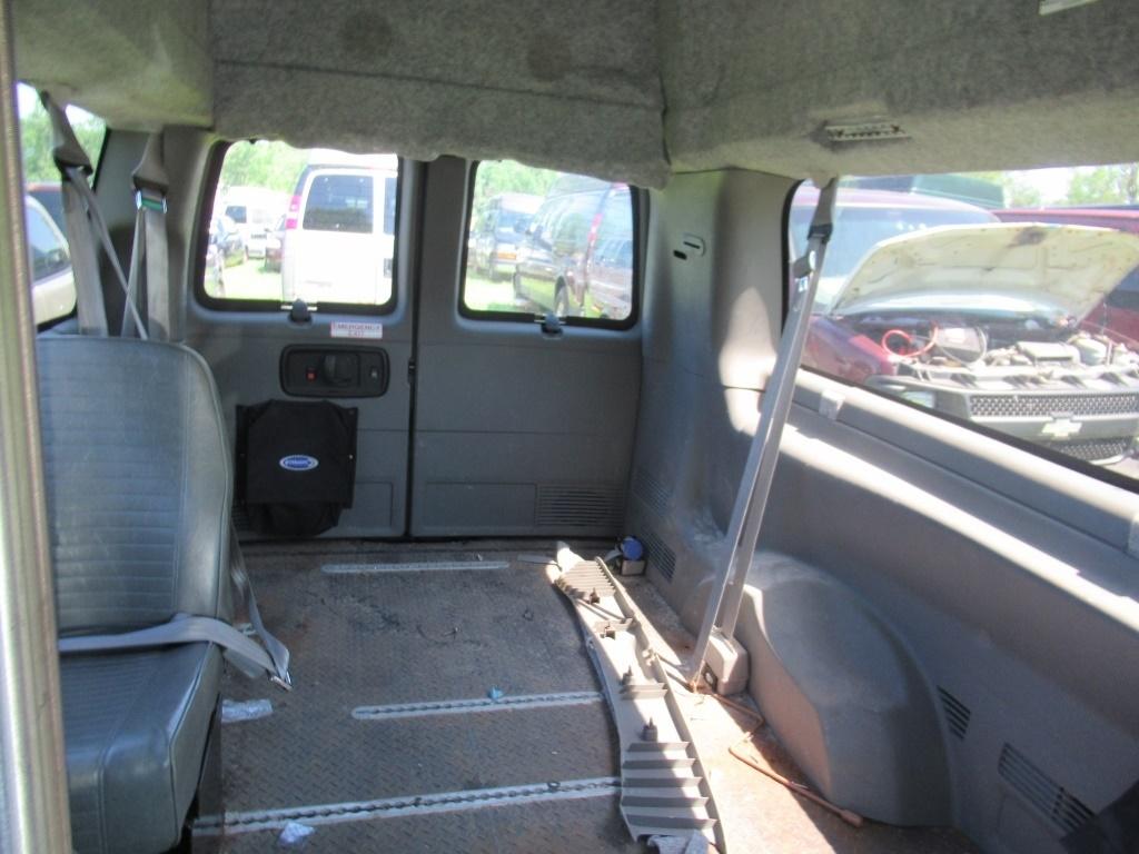 "04 Chevrolet G3500 Express  Van BL 8 cyl  Started with Jump on 6/8/21 AT PB PS R AC PW VIN: 1GBHG39