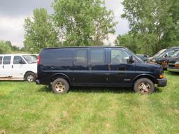 06 Chevrolet G3500 Express  Van BL 8 cyl  Started with Jump on 6/8/21 AT PB PS R AC VIN: 1GCHG35UX61