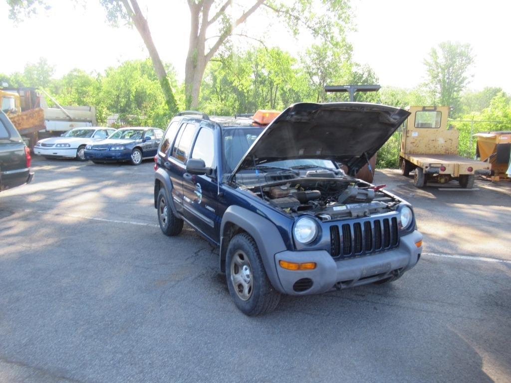 04 Jeep Liberty  Subn BL 6 cyl  4X4; Started  with Jump on 6/23/21 AT PB PS R AC PW VIN:  1J4GL48K84