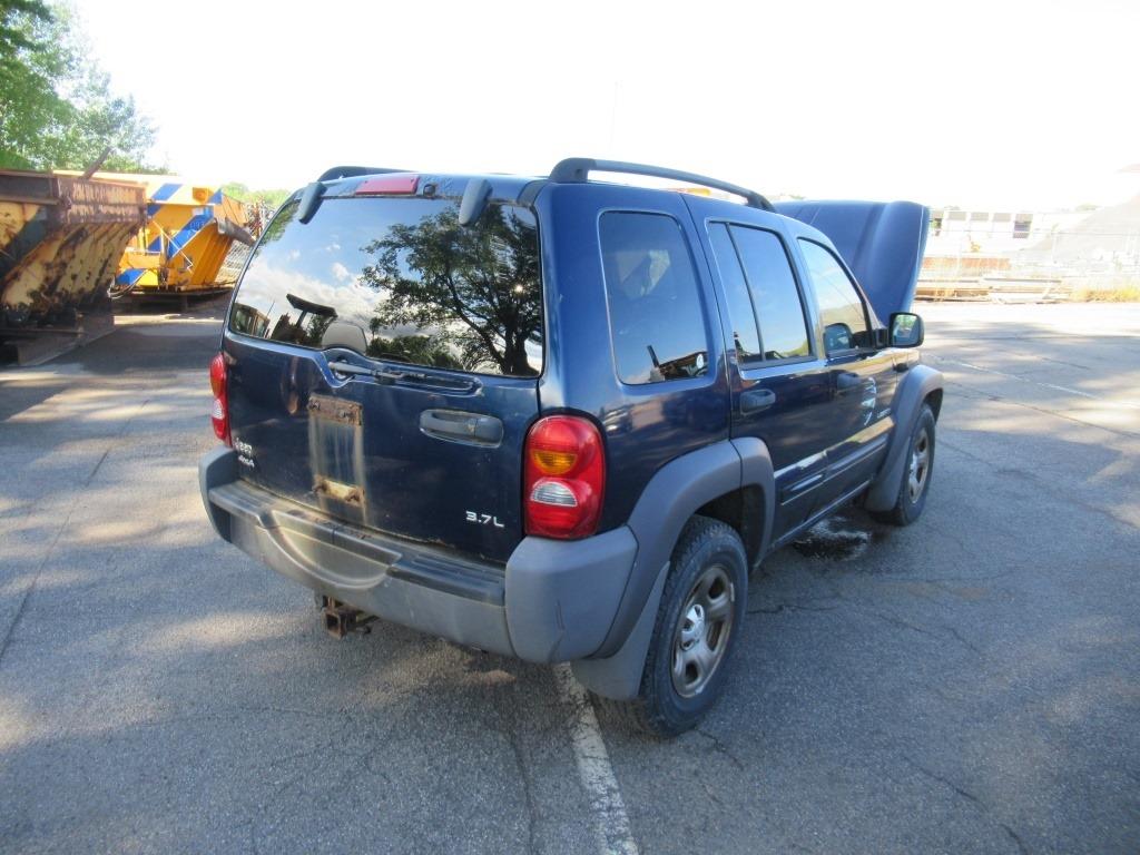 04 Jeep Liberty  Subn BL 6 cyl  4X4; Started  with Jump on 6/23/21 AT PB PS R AC PW VIN:  1J4GL48K84