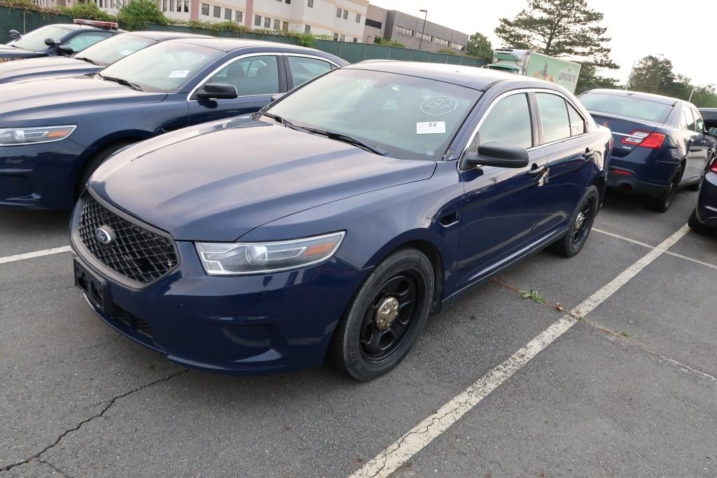 15 Ford Taurus  4DSD BL 6 cyl  4X4; No Start 8/10 AT PB PS R AC PW VIN: 1FAHP2MT2FG146372; Defects: 