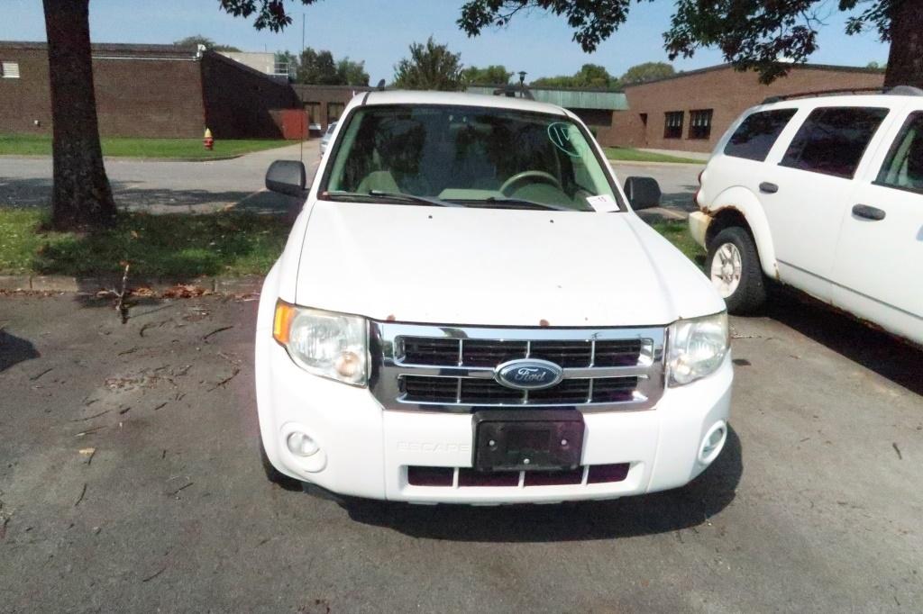 "08 Ford Escape  Subn WH 4 cyl  Hybrid; Did not Start on 8/25/21 AT PB PS R AC PW VIN: 1FMCU49H98KE4