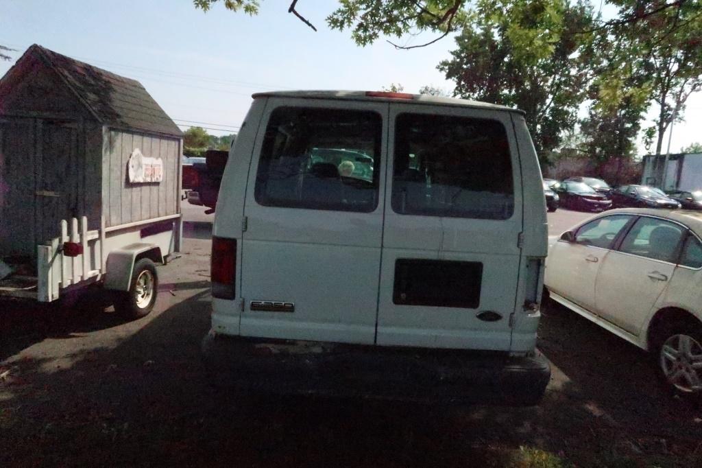 "06 Ford E350  Van WH 8 cyl  Started w Jump on 8/25/21 AT PB PS R AC PW VIN: 1FTSS34LX6HA78448; Defe