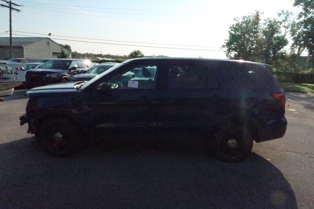 "16 Ford Explorer  Subn BL 6 cyl  Started w Jump on 8/25/21 AT PB PS R AC PW VIN: 1FM5K8AT5GGC07665;