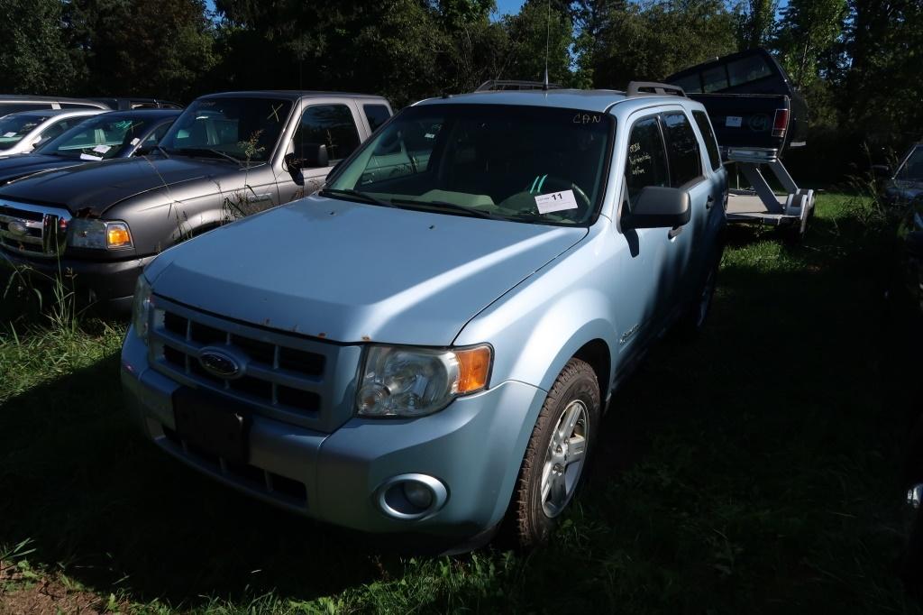 09 Ford Escape  Subn BL 4 cyl  Hybrid; Started w Jump 9/6/21 AT PB PS R AC PW VIN: 1FMCU593X9KA42460