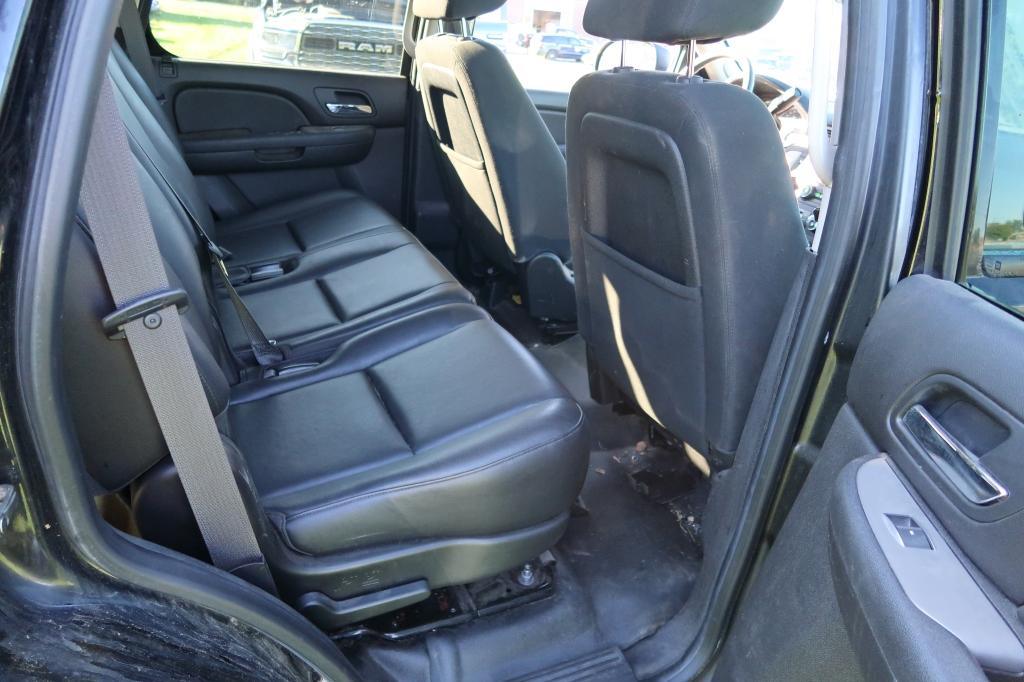 12 Chevrolet Tahoe  Subn BK 8 cyl  Hole in Floorboard; 4X4; Started on 9/6/21 AT PB PS R AC PW VIN: 