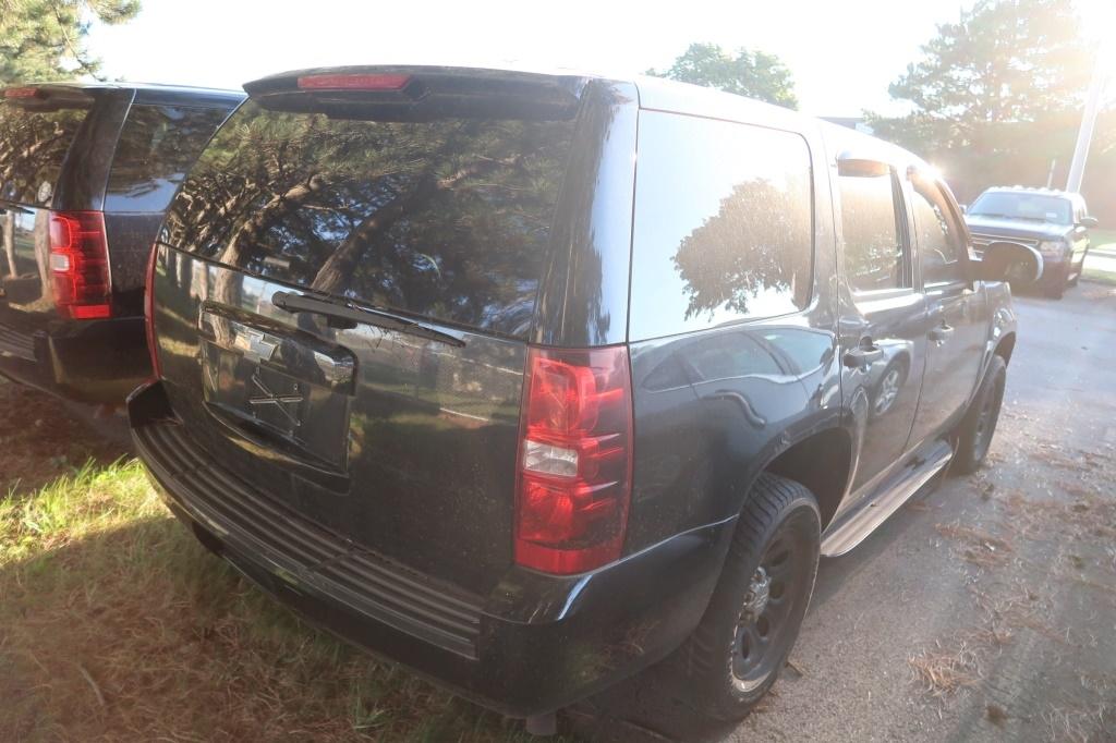 11 Chevrolet Tahoe  Subn BK 8 cyl  Did not Start 9/8/21 AT PB PS R AC PW VIN: 1GNLC2E05BR172572; Def