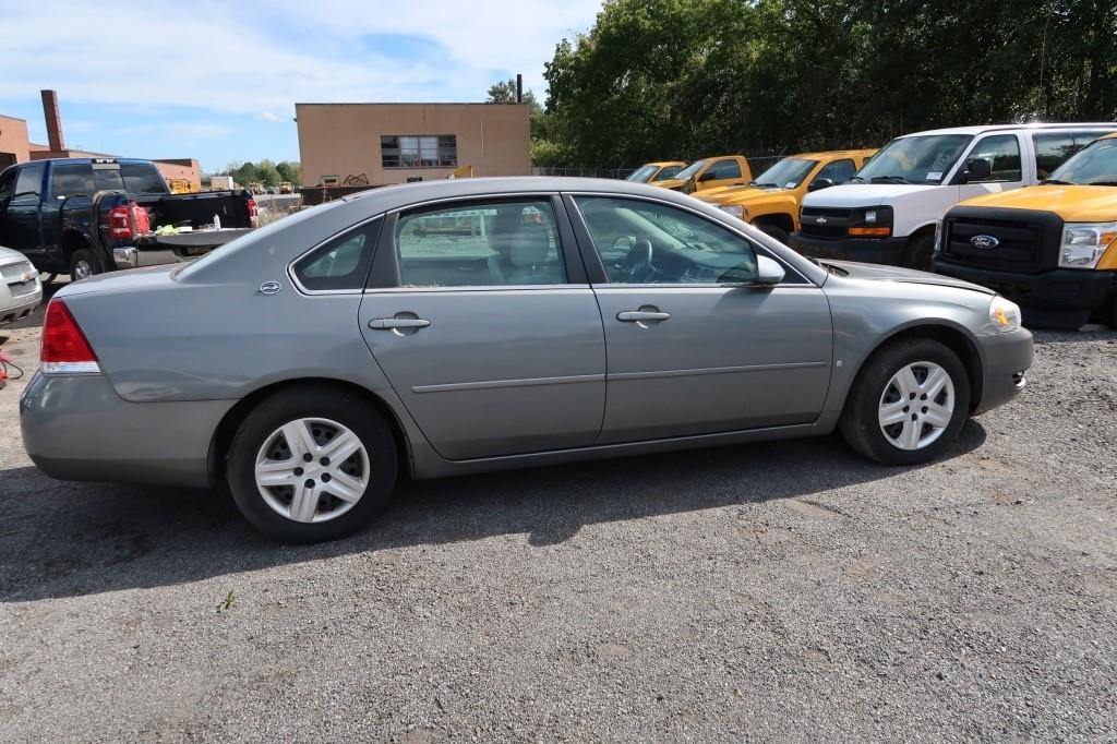 07 Chevrolet Impala  4DSD GY 6 cyl  Started w Jump on 9/21/21 AT PB PS R AC PW VIN: 2G1WB58K07927842