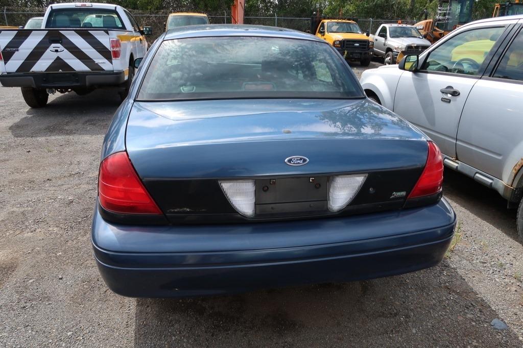 10 Ford Crown Victoria  4DSD BL 8 cyl  Did not Start on 9/21/21 AT PB PS R AC PW VIN: 2FABP7BV0AX130