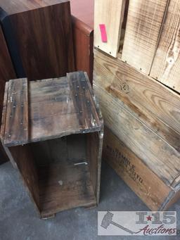 4 wood crates