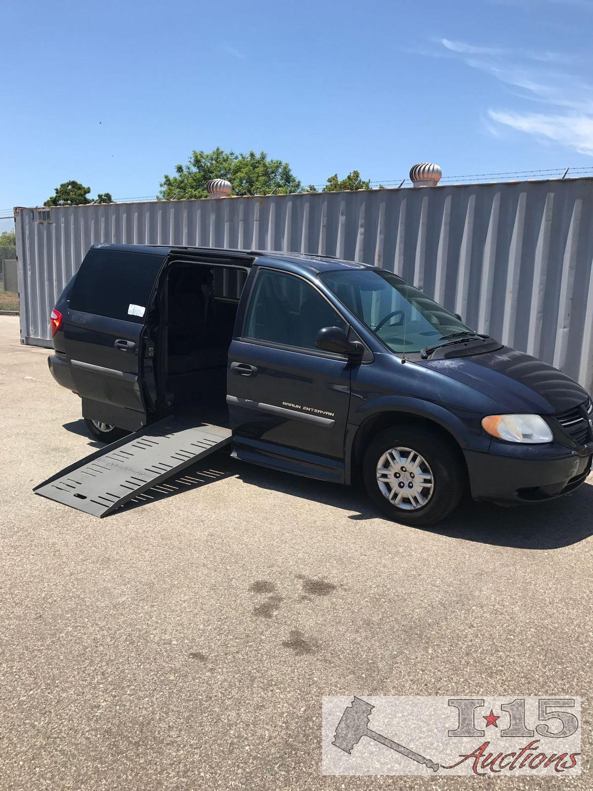 2007 ADA Dodge Grand Caravan with current smog