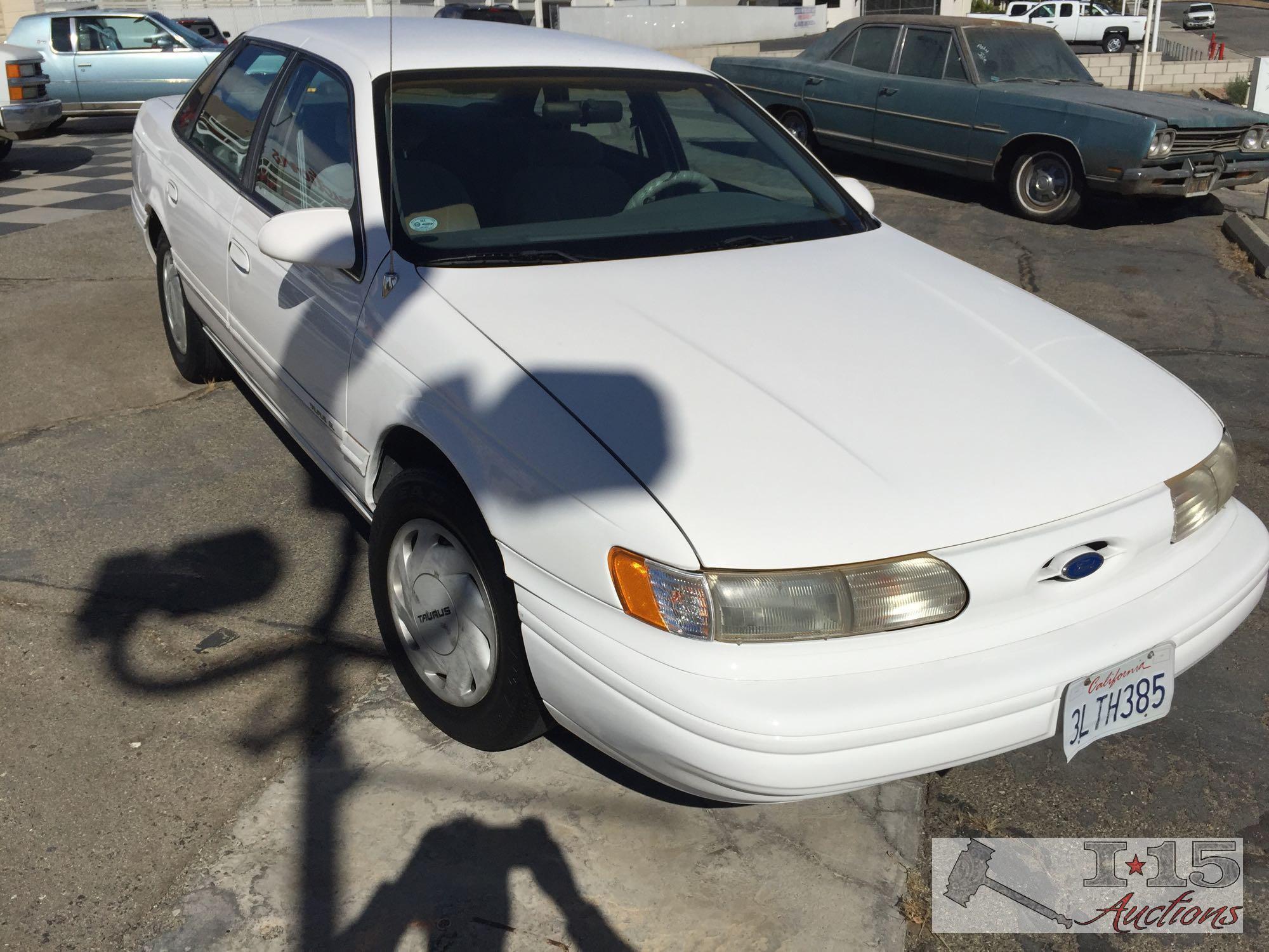 1995 Ford Taurus with current smog and only 58,332 miles