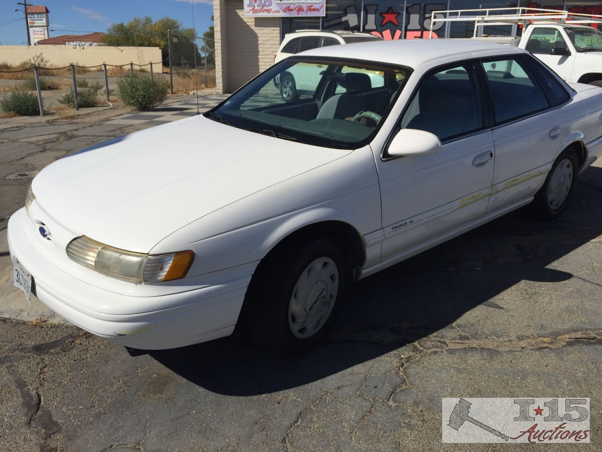 1995 Ford Taurus with current smog and only 58,332 miles