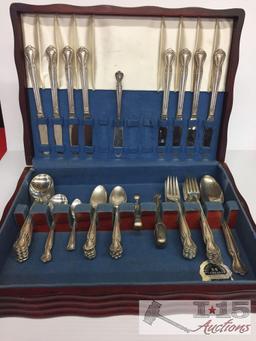 Rogers & Bro reinforced plate silverware set