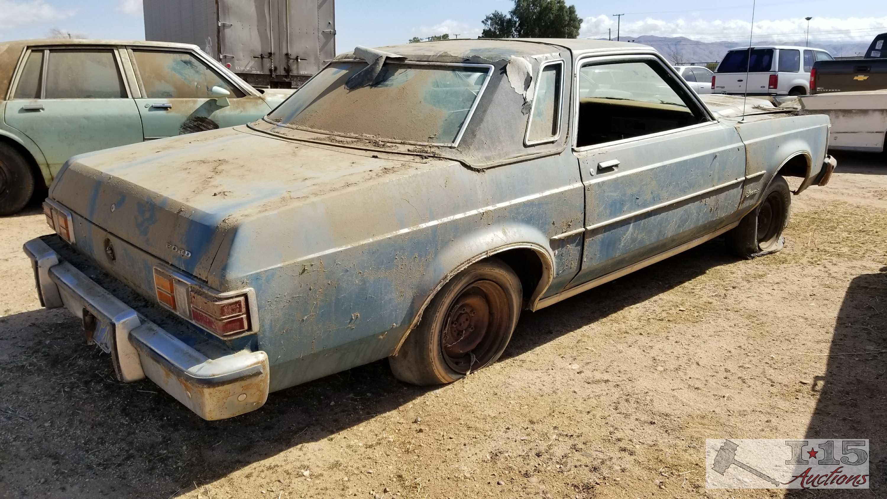 1975 Ford Granada 4 Door Sedan