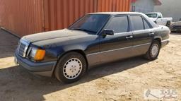 1993...Mercedes-Benz...E Class 300E Black CURRENT SMOG