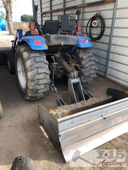 New Holland TC45D 4x4 tractor With ripper teeth