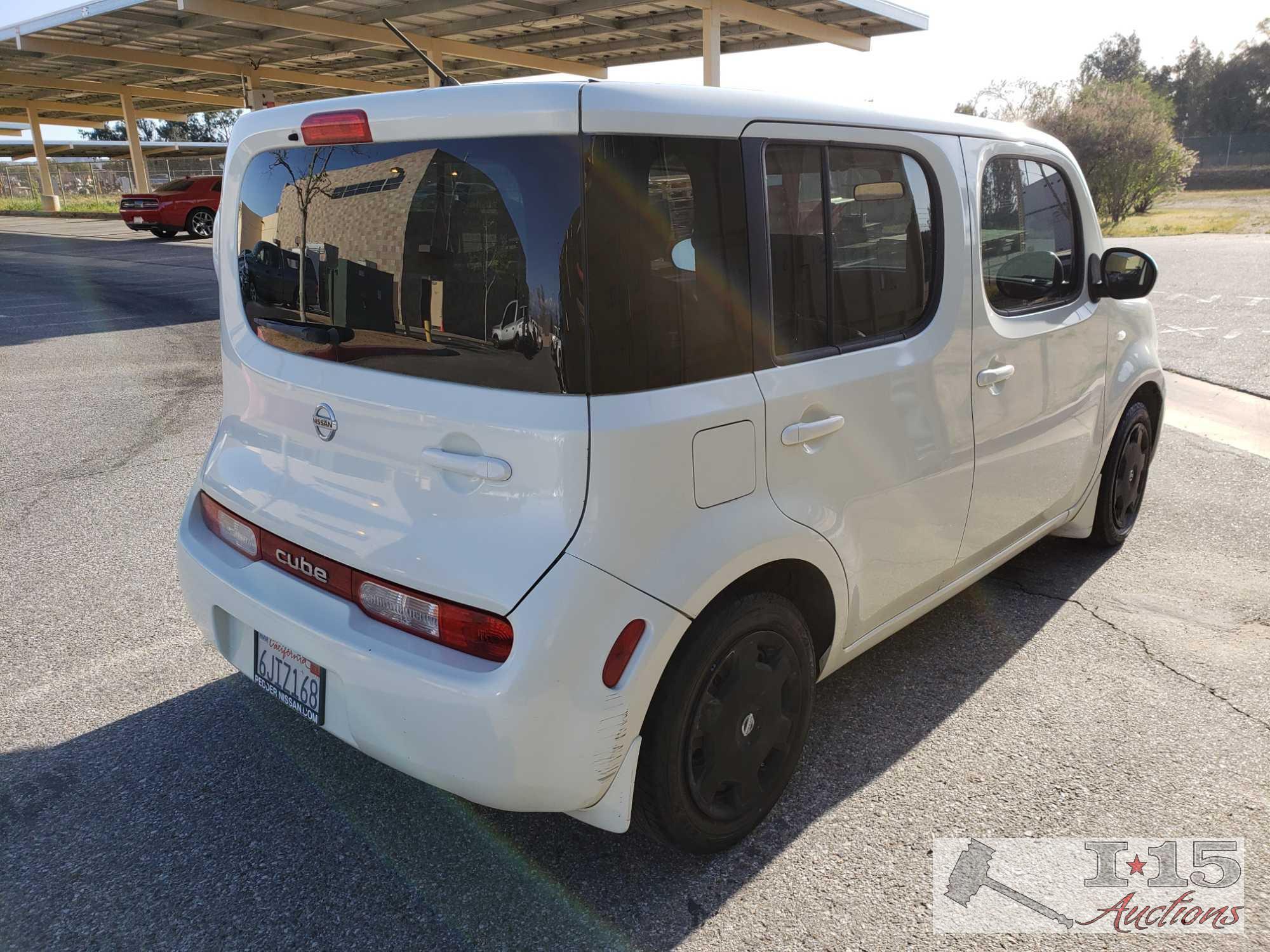 2009 Nissan Cube 4D Wagon with Current Smog, ONLY 36,XXX MILES!!