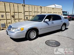 1999 Lincoln Towncar Silver With Current Smog!!