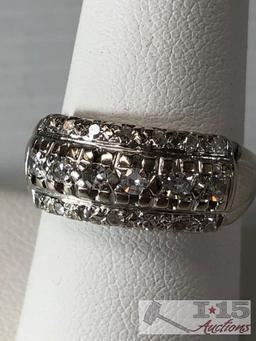 14k White Gold Diamond Ring