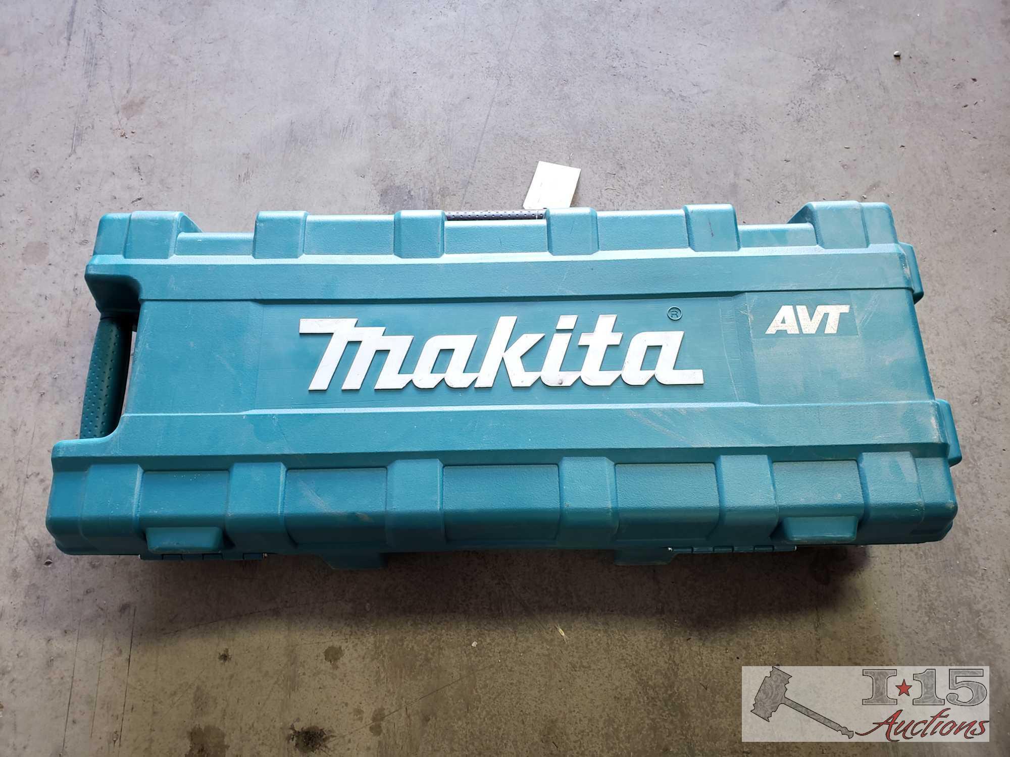 Makita AVT HM1214C Jack Hammer