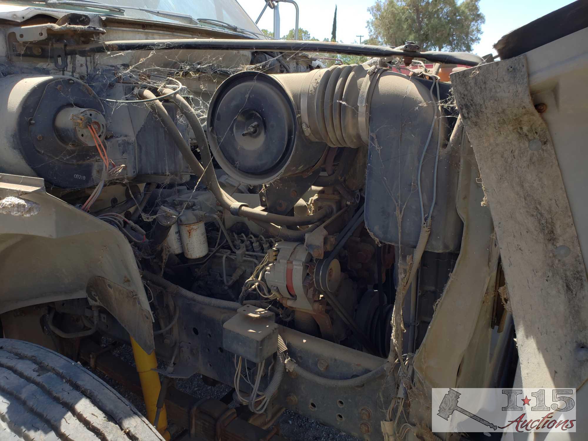 1990 Ford F700 Dump Truck with 10' Box, WATCH VIDEO!!!