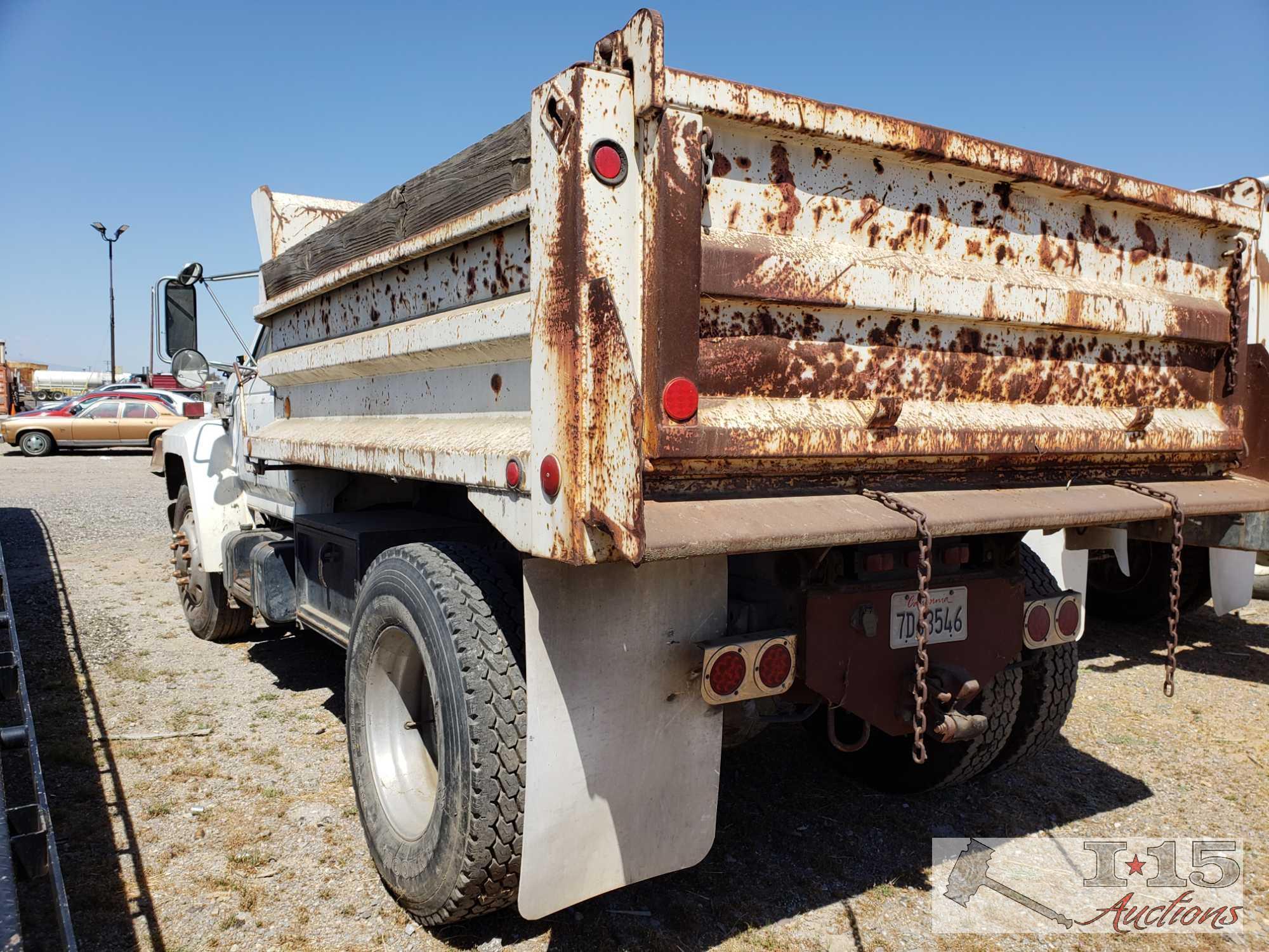 1990 Ford F700 Dump Truck with 10' Box, WATCH VIDEO!!!