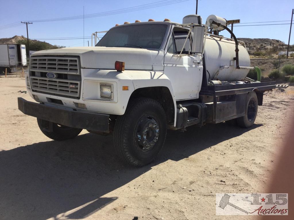 Ford 370-4v vacuum truck... Running, PTO Engages, and Has Suction! Please See NEW Video!