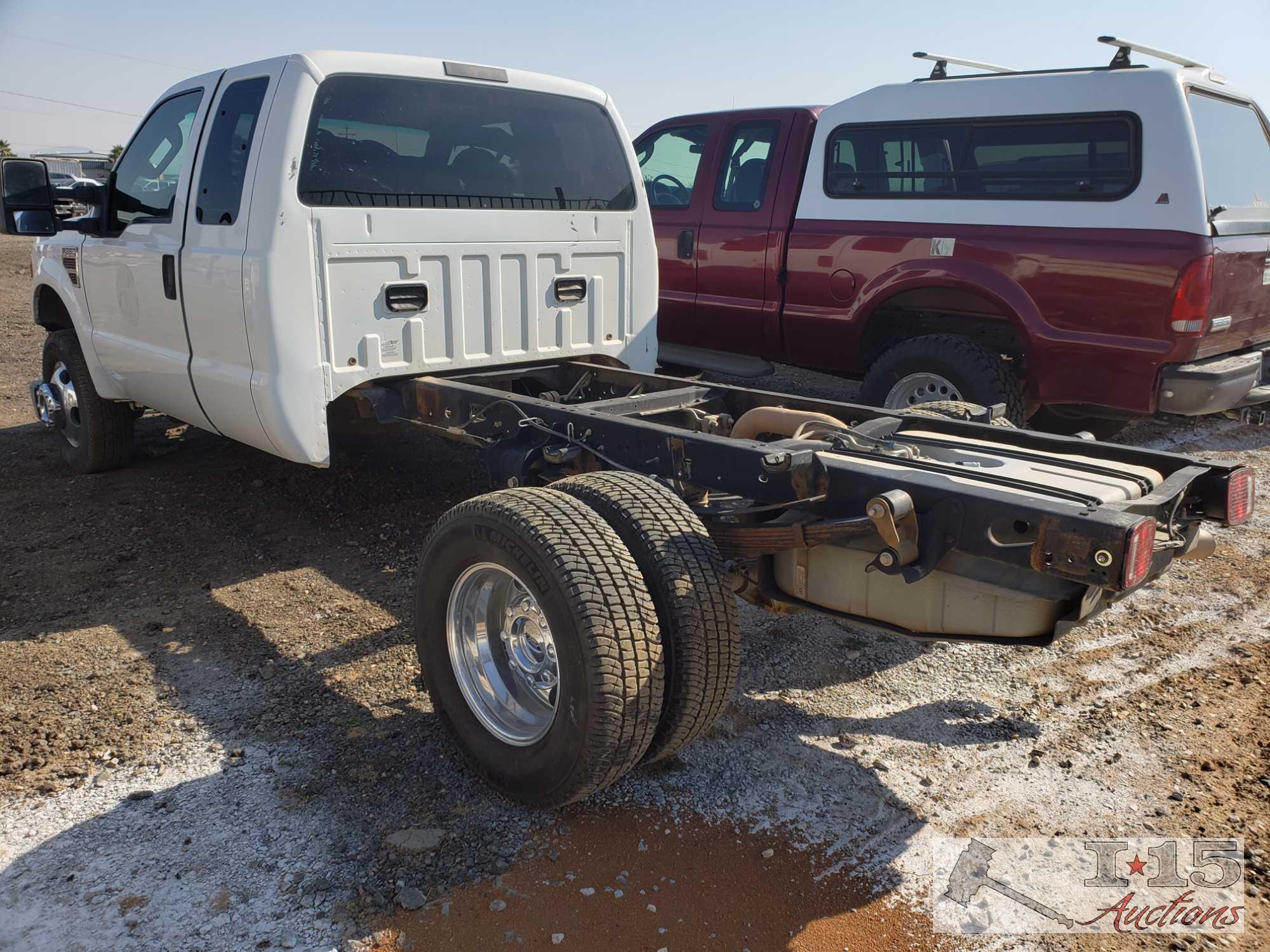 2008 Ford F-350 Super Duty XL 6.4l 4x4, New Wheels and Tires!