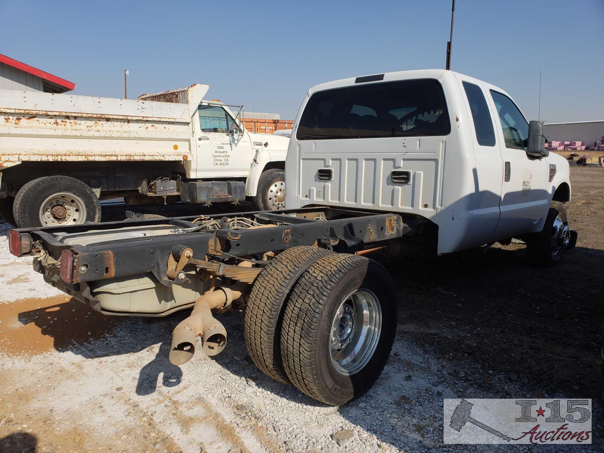 2008 Ford F-350 Super Duty XL 6.4l 4x4, New Wheels and Tires!