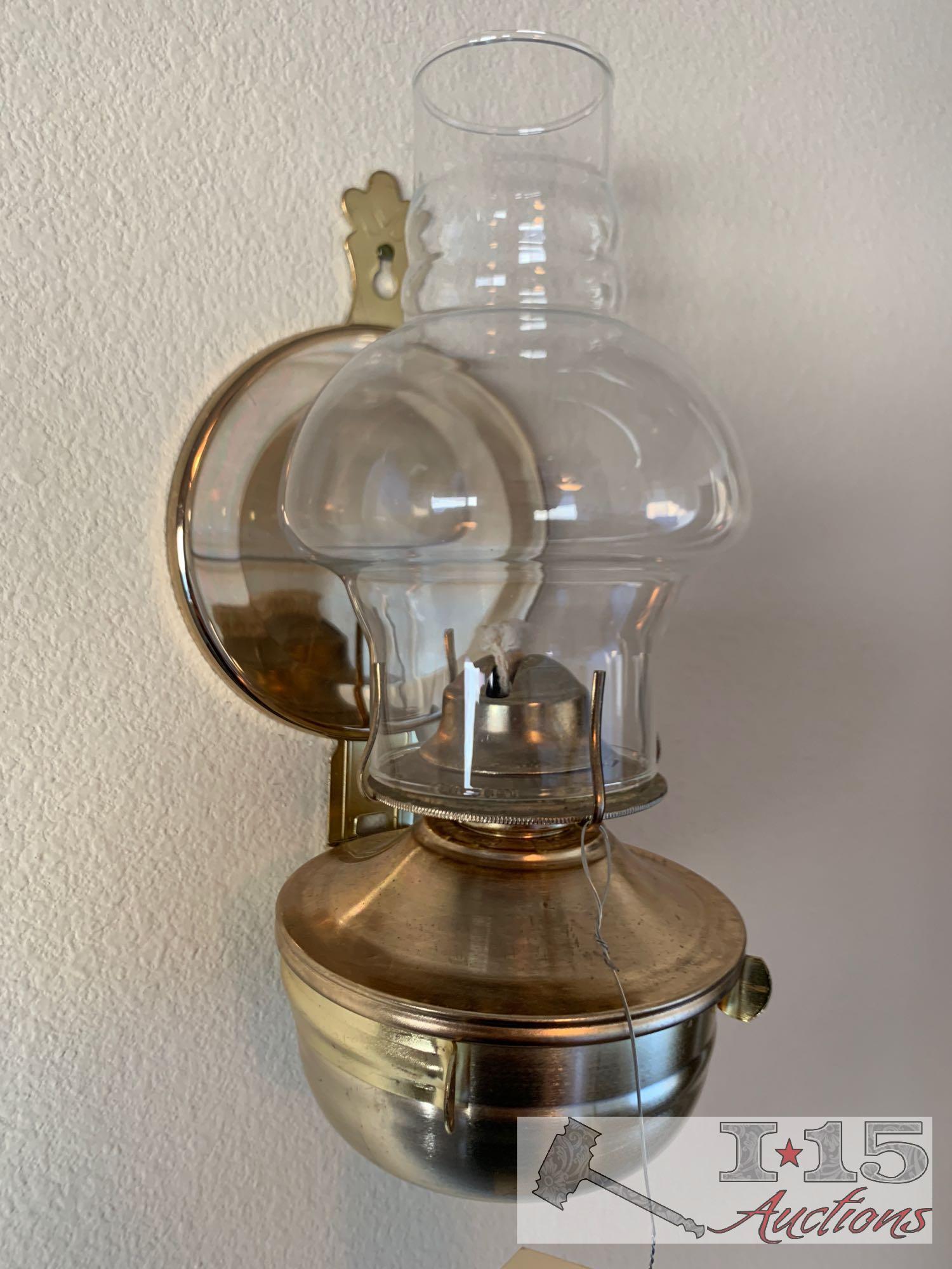 2 Kaadan LTD lanterns