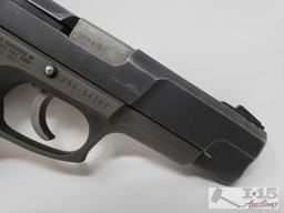 Ruger P85 9mm x 19 Pistol, No Magazine