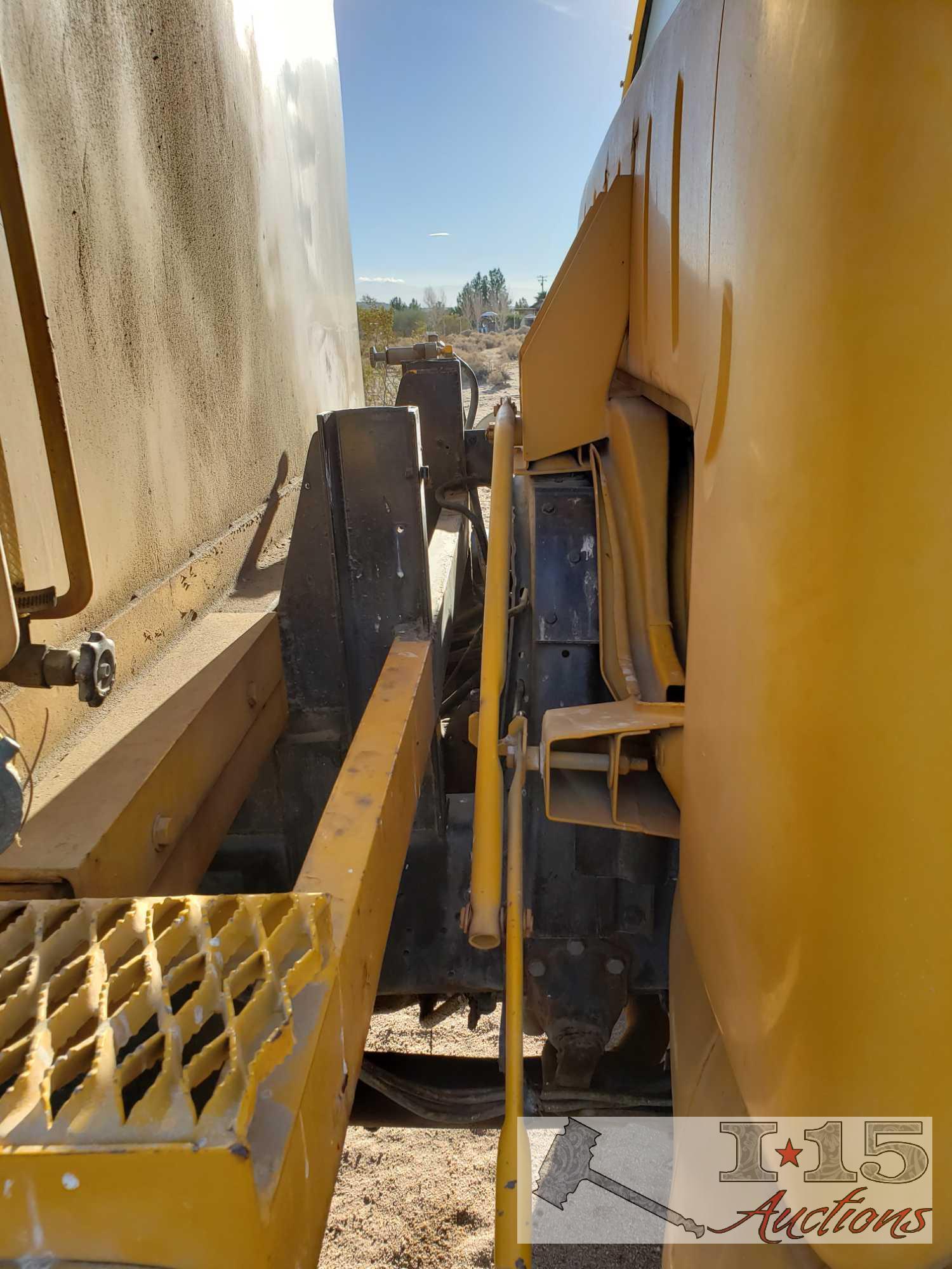 1981 Ford C8000 Bucket/Water Truck, See Video!!