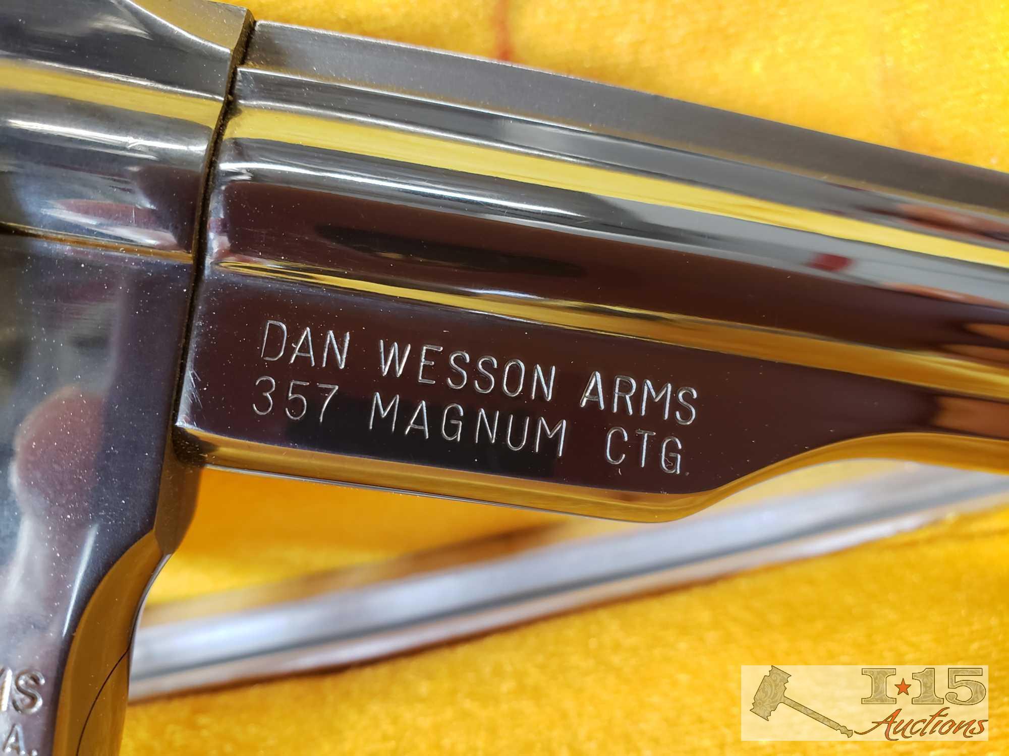 Dan Wesson .357 Mag Revolver, Pistol Pack