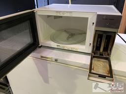 Kenmore Microwave with Built in Toaster