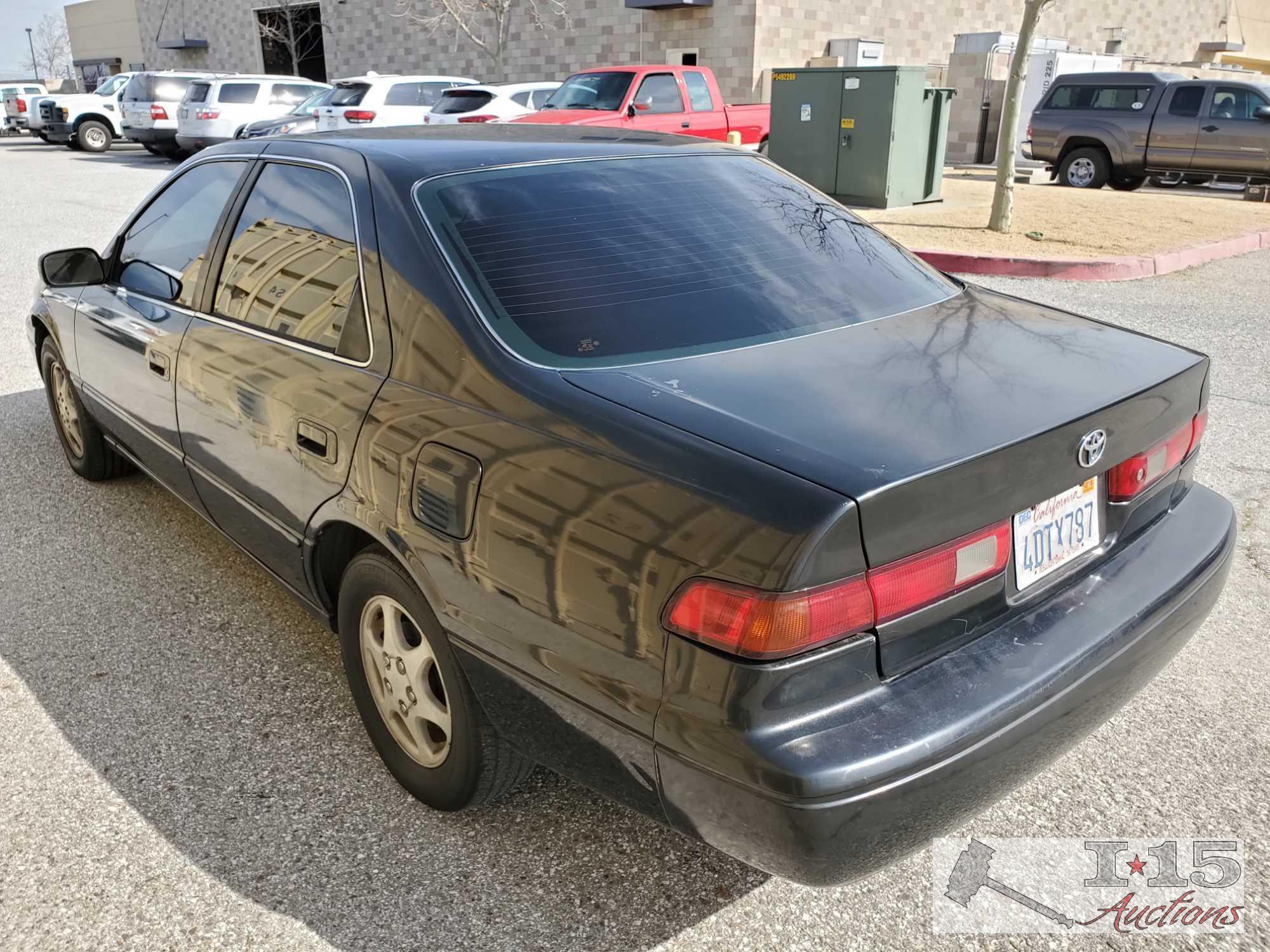 1999 Toyota Camry CURRENT SMOG!! SEE VIDEO!! Located in Perris, CA