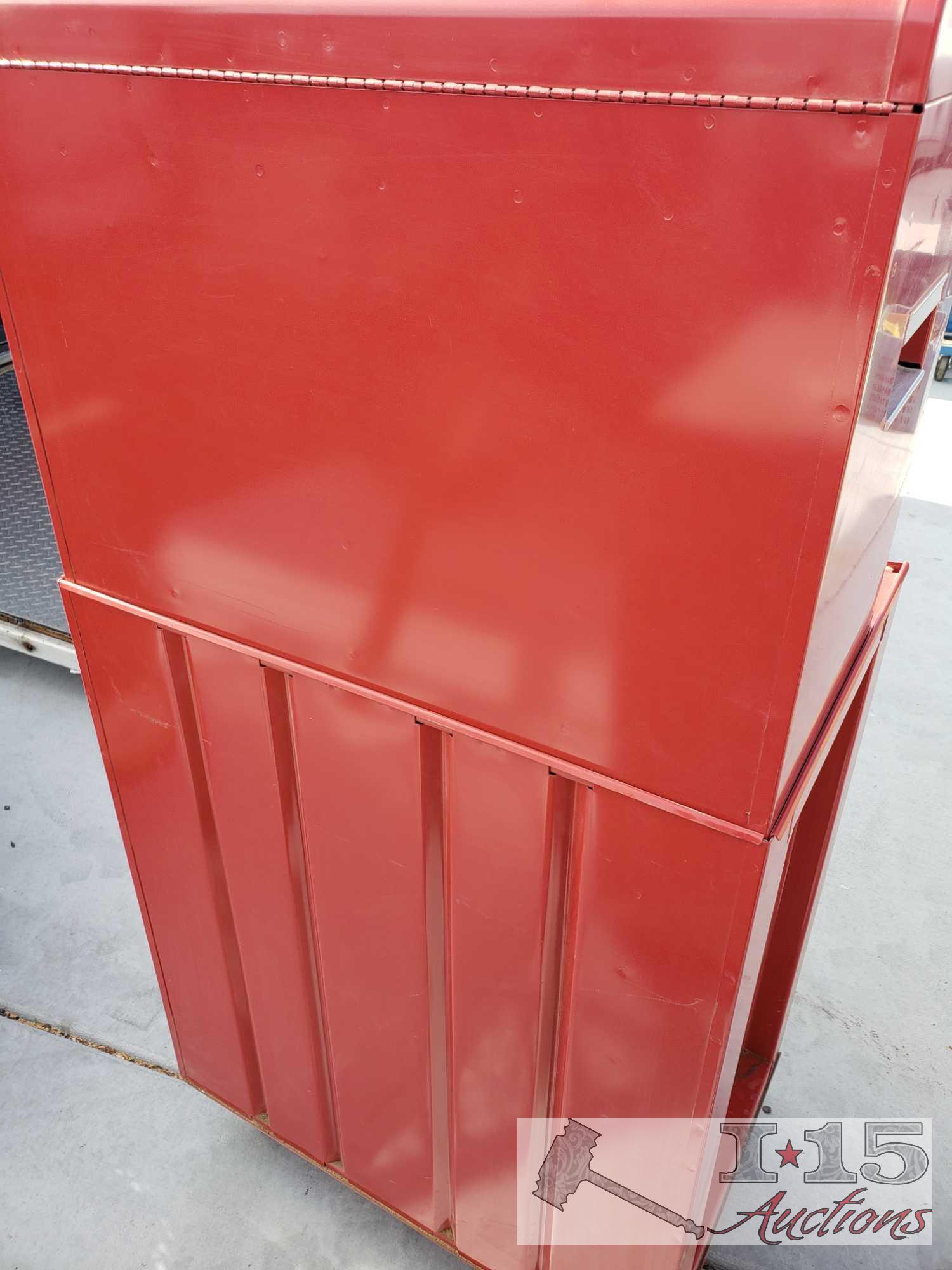 Red Craftsman Roll Away Tool Box / Tools.