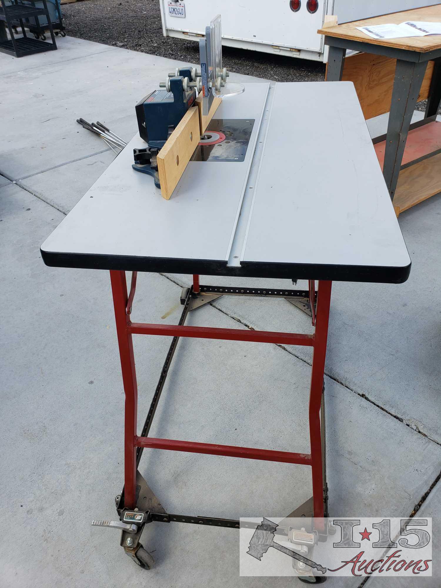 Bosch Router Table with Case and all Parts