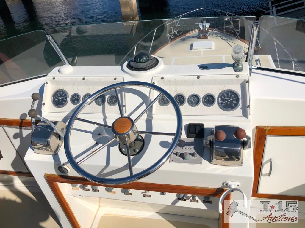 40 foot 1975 Egg Harbor Yacht with Detroit Diesels Twin engines, Located in Huntington Beach, Ca