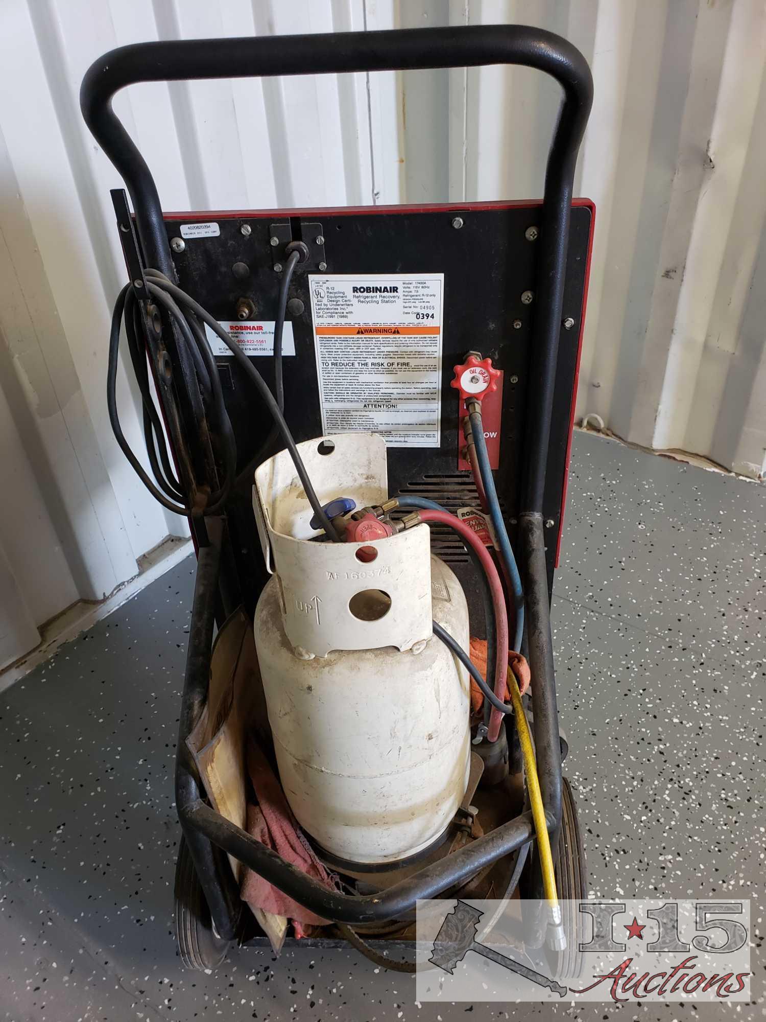 Robinair Refrigerant Recovery Station Mod. 17400A