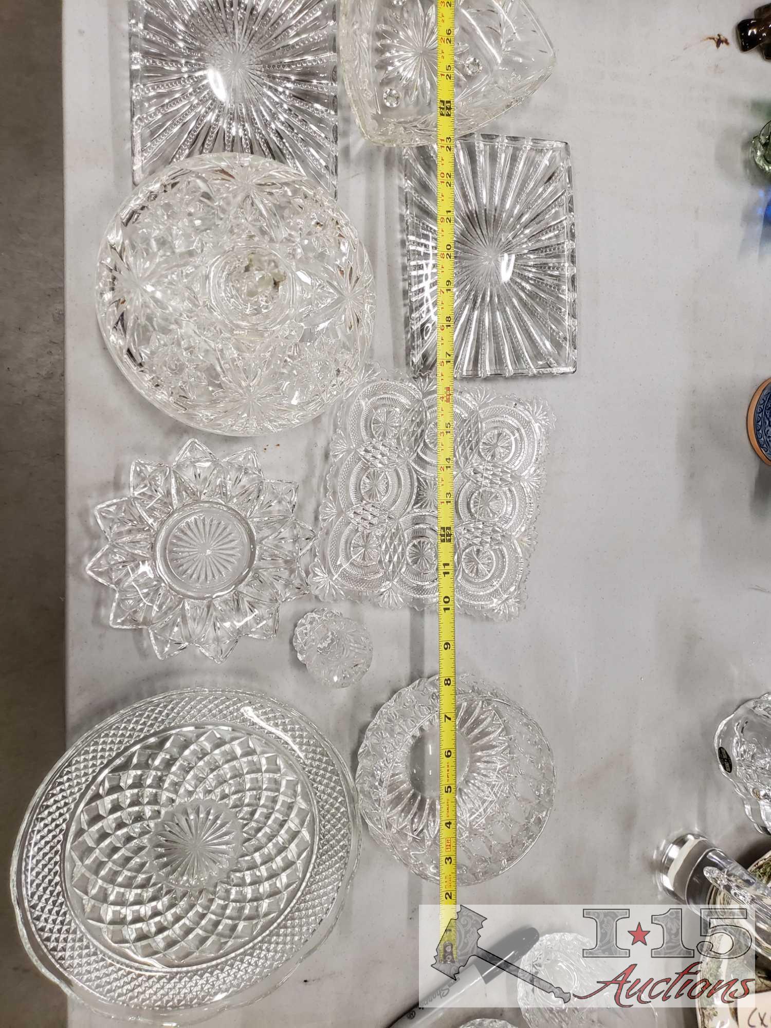 9 Spectacular Crystal Candy Dishes in a Variety of Styles