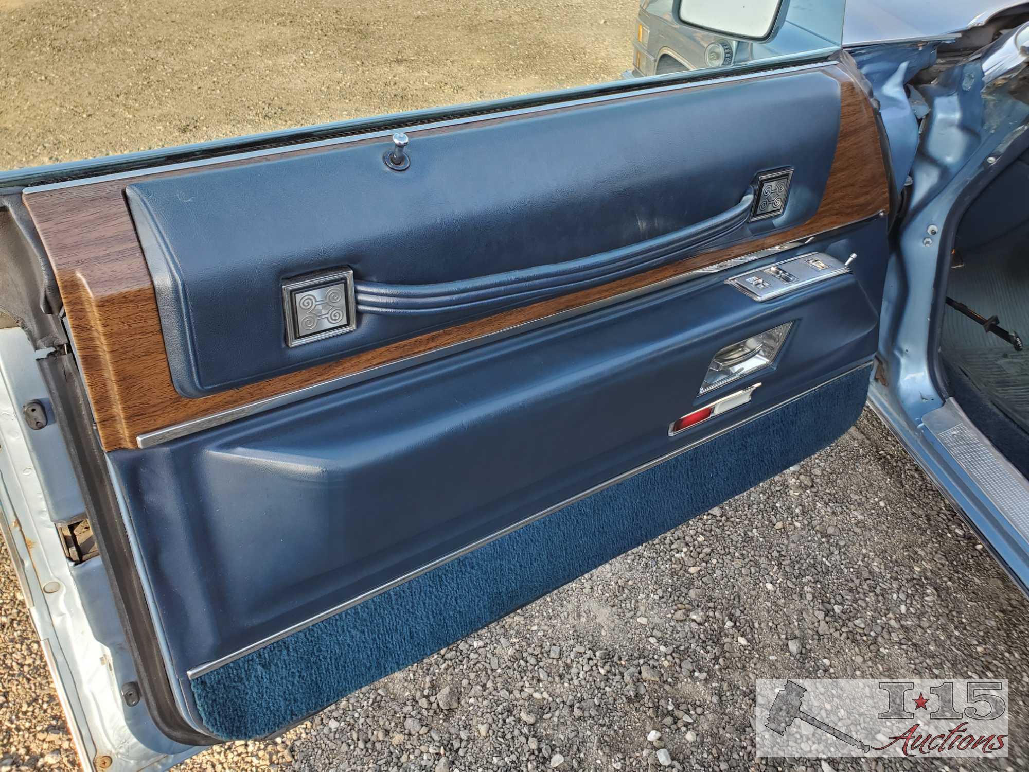 1974 Cadillac Coupe DeVille, Blue