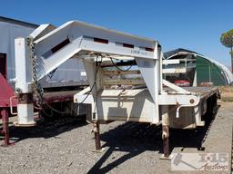 2004 Lamar White Gooseneck Trailer