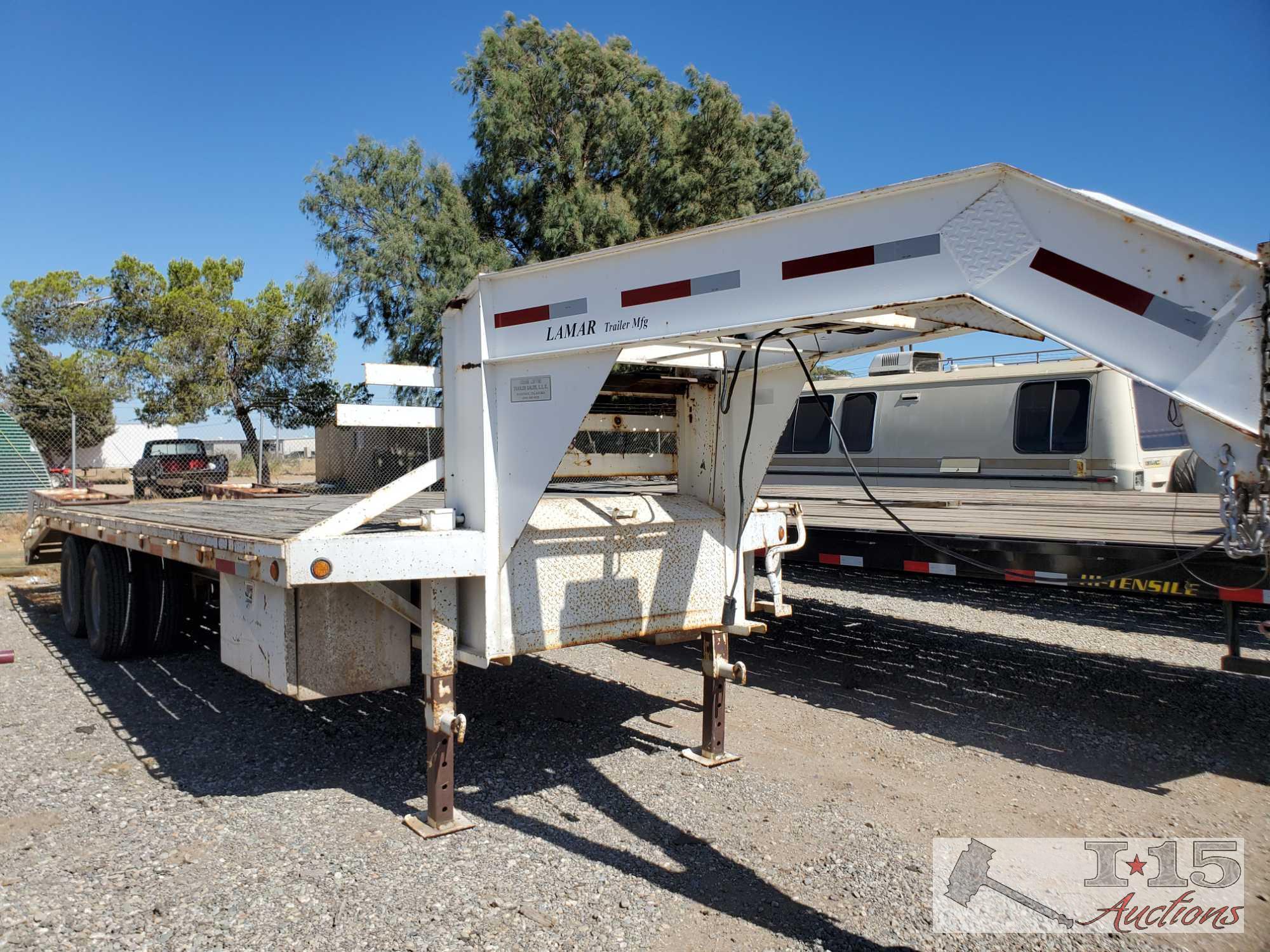 2004 Lamar White Gooseneck Trailer