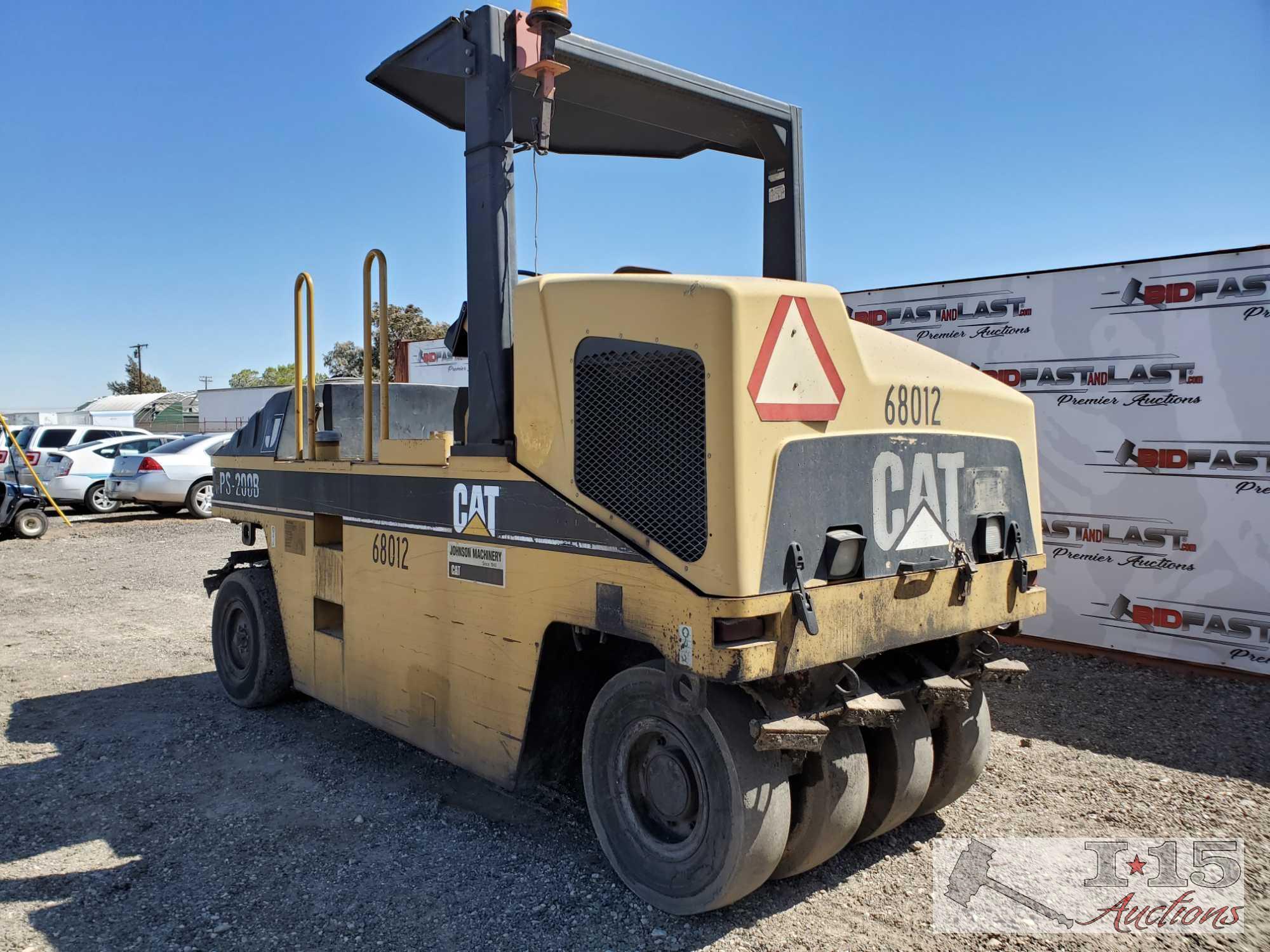 Caterpillar PS-200B Pneumatic Compactor