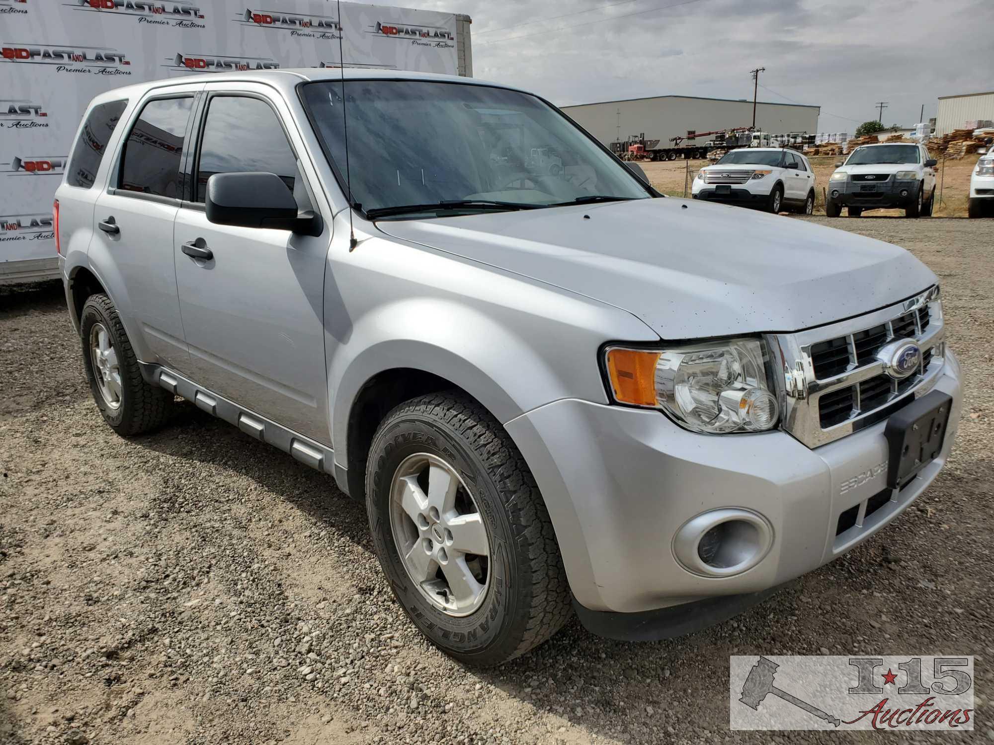 2012 Ford Escape, Light Gray CURRENT SMOG