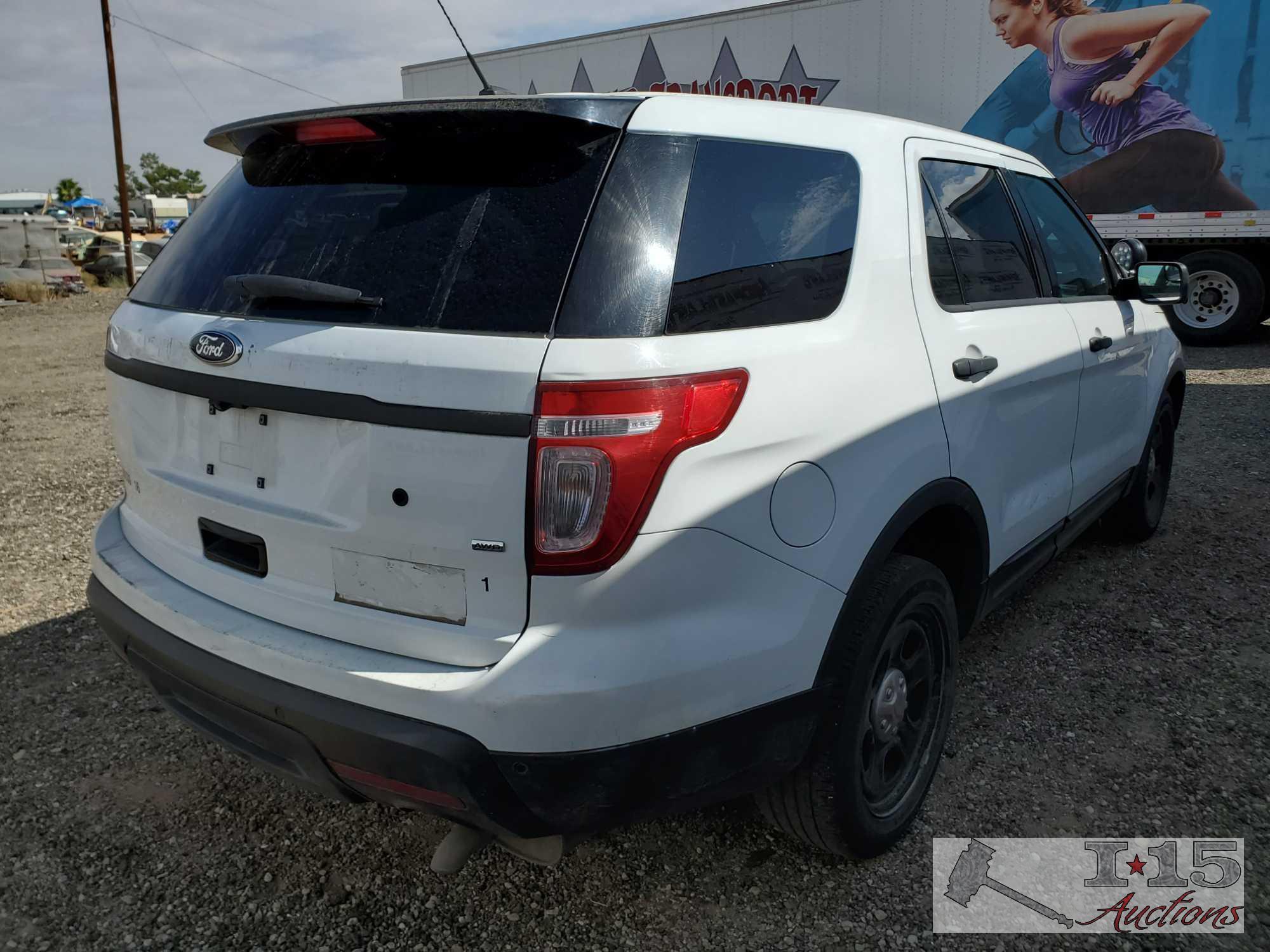 2014 Ford Explorer, White CURRENT SMOG