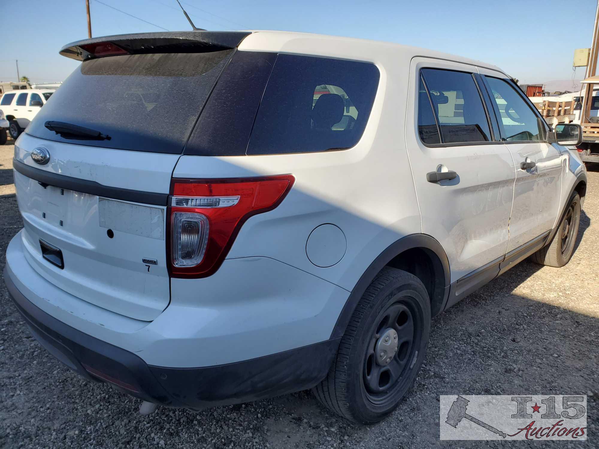 2015 Ford Explorer, White